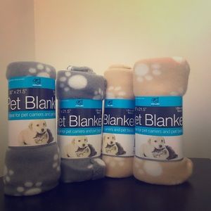 Small pet fleece blankets
